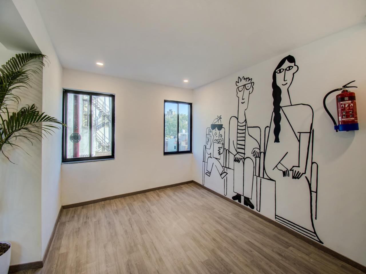 Отель Oyo Townhouse 66 Nagpur Station Ca Road Экстерьер фото