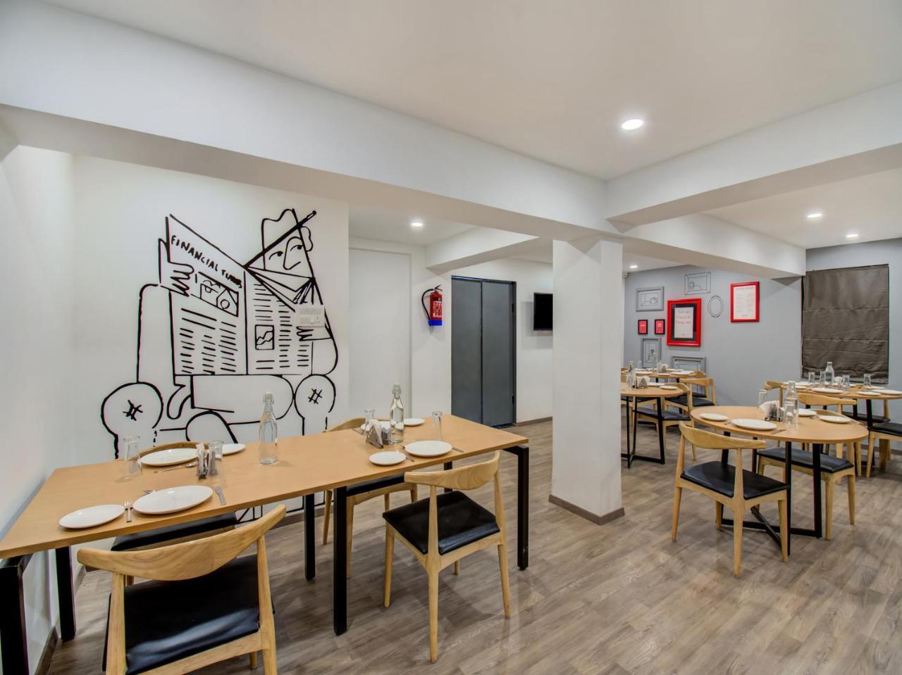 Отель Oyo Townhouse 66 Nagpur Station Ca Road Экстерьер фото