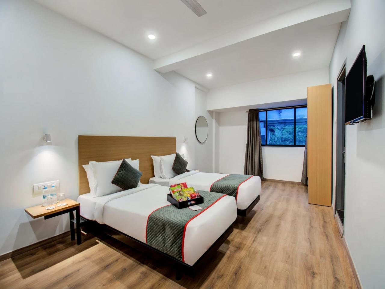 Отель Oyo Townhouse 66 Nagpur Station Ca Road Экстерьер фото